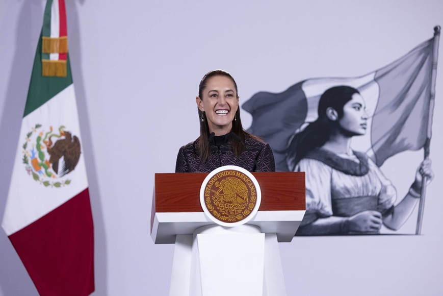 Sheinbaum destaca avances en atención a mujeres mexicanas