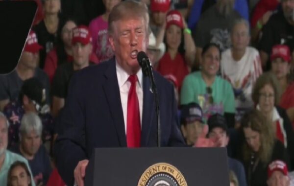 Trump facilita entrada de Flávio Bolsonaro a EE. UU.