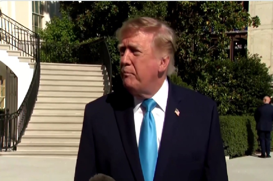 Trump ofrece asistencia a Rusia por caso de neumonía sospechosa