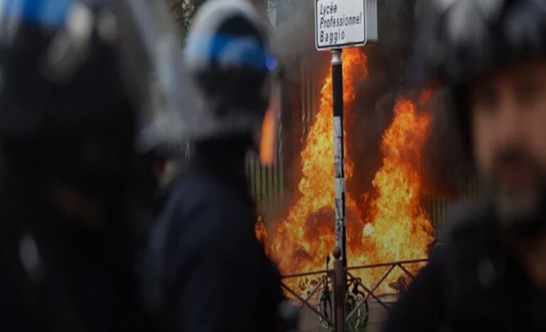 Trump vincula protestas en Francia con el islam