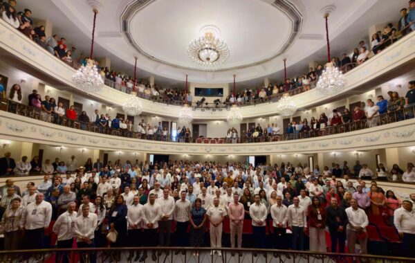 Veracruz lidera carga portuaria y promueve desarrollo económico