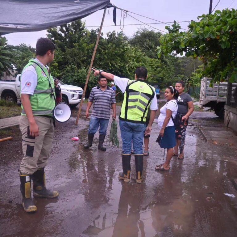Vigilancia en San Andrés Tuxtla por apertura de compuertas