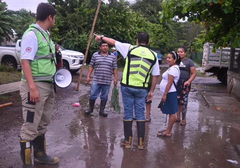 Vigilancia en San Andrés Tuxtla por apertura de compuertas